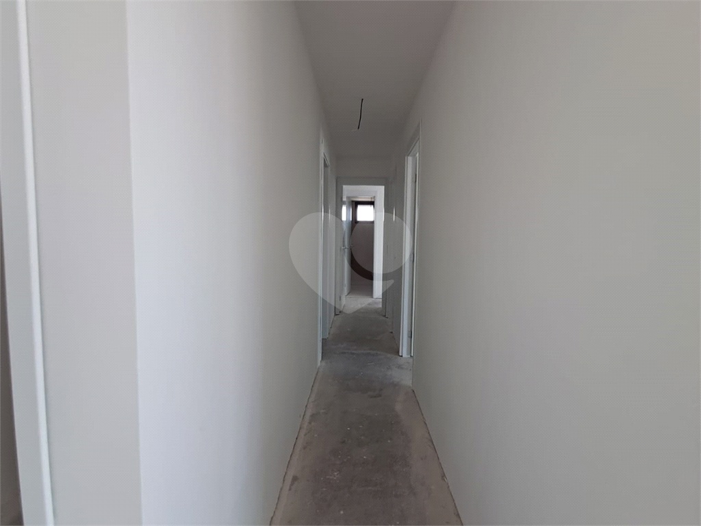 Imóvel 142m² 3 suítes sala ampla com varanda lazer completo 2 vagas de garagem Perdizes.