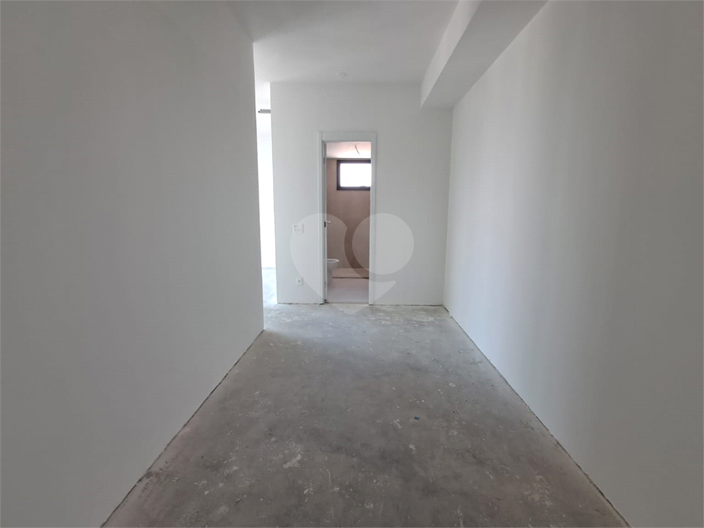 Imóvel 142m² 3 suítes sala ampla com varanda lazer completo 2 vagas de garagem Perdizes.