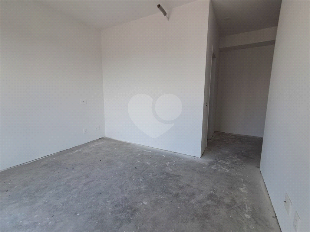 Imóvel 142m² 3 suítes sala ampla com varanda lazer completo 2 vagas de garagem Perdizes.