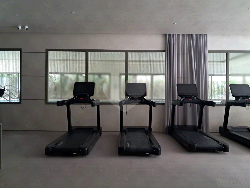 COBERTURA de 285m² 4 salas amplas, duas varanda 4 suítes 3 vagas de garagem lazer completo Perdizes