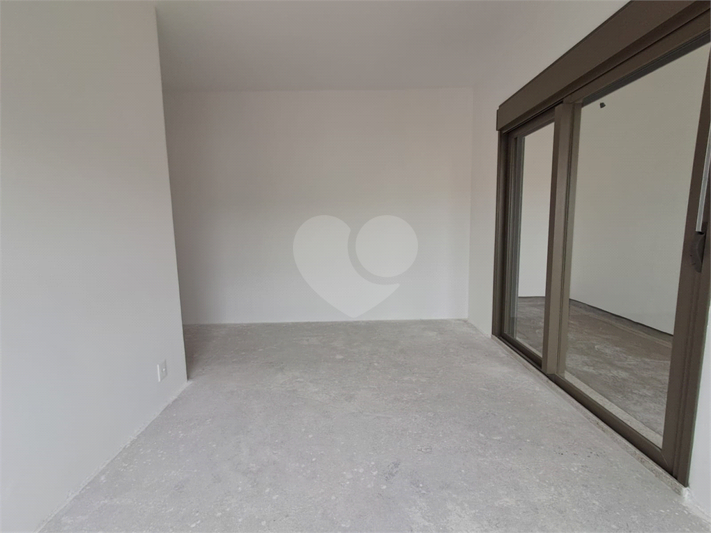 COBERTURA de 285m² 4 salas amplas, duas varanda 4 suítes 3 vagas de garagem lazer completo Perdizes