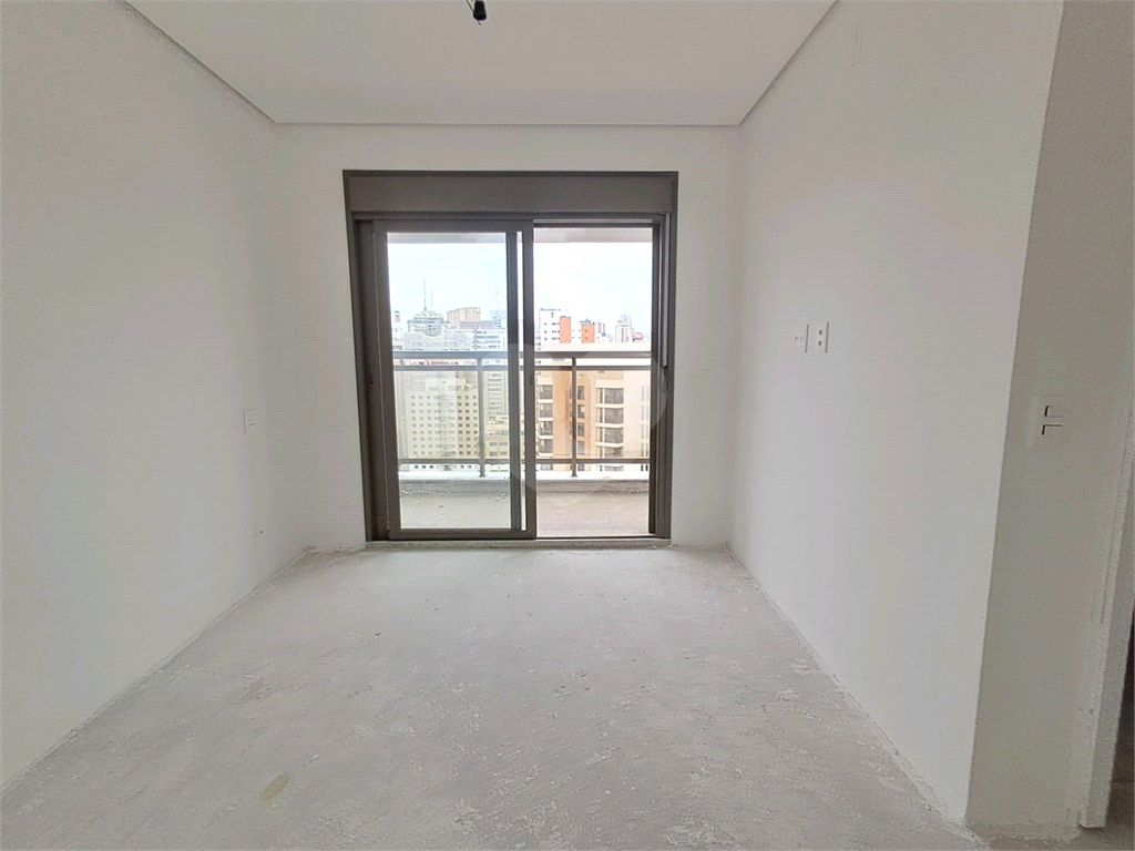 COBERTURA de 285m² 4 salas amplas, duas varanda 4 suítes 3 vagas de garagem lazer completo Perdizes