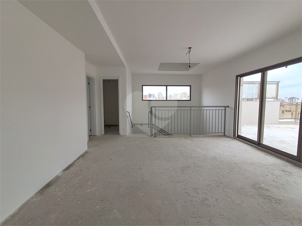 COBERTURA de 285m² 4 salas amplas, duas varanda 4 suítes 3 vagas de garagem lazer completo Perdizes