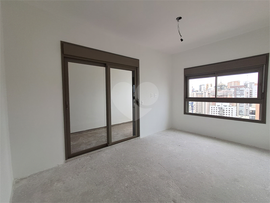 COBERTURA de 285m² 4 salas amplas, duas varanda 4 suítes 3 vagas de garagem lazer completo Perdizes