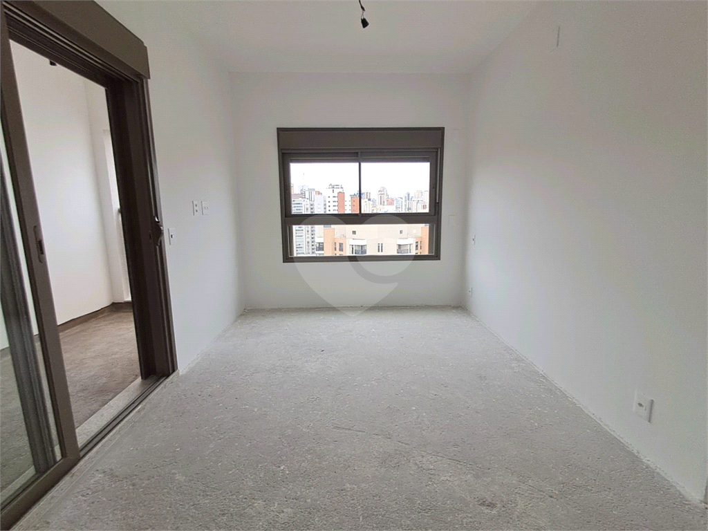 COBERTURA de 285m² 4 salas amplas, duas varanda 4 suítes 3 vagas de garagem lazer completo Perdizes