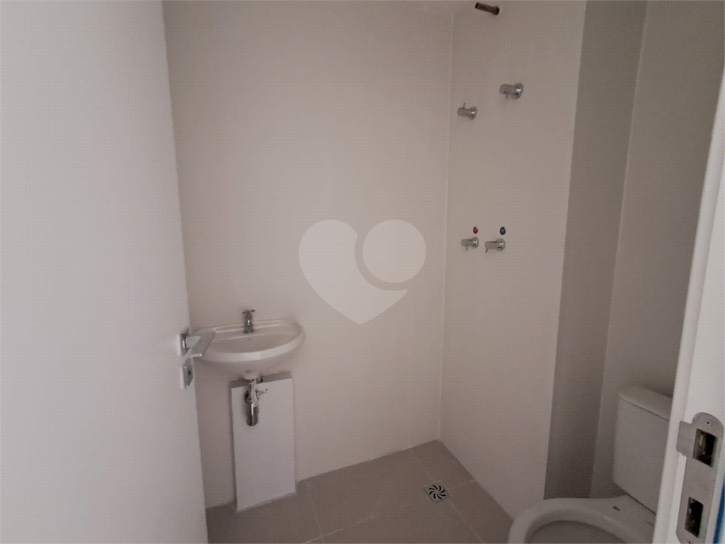 COBERTURA de 285m² 4 salas amplas, duas varanda 4 suítes 3 vagas de garagem lazer completo Perdizes