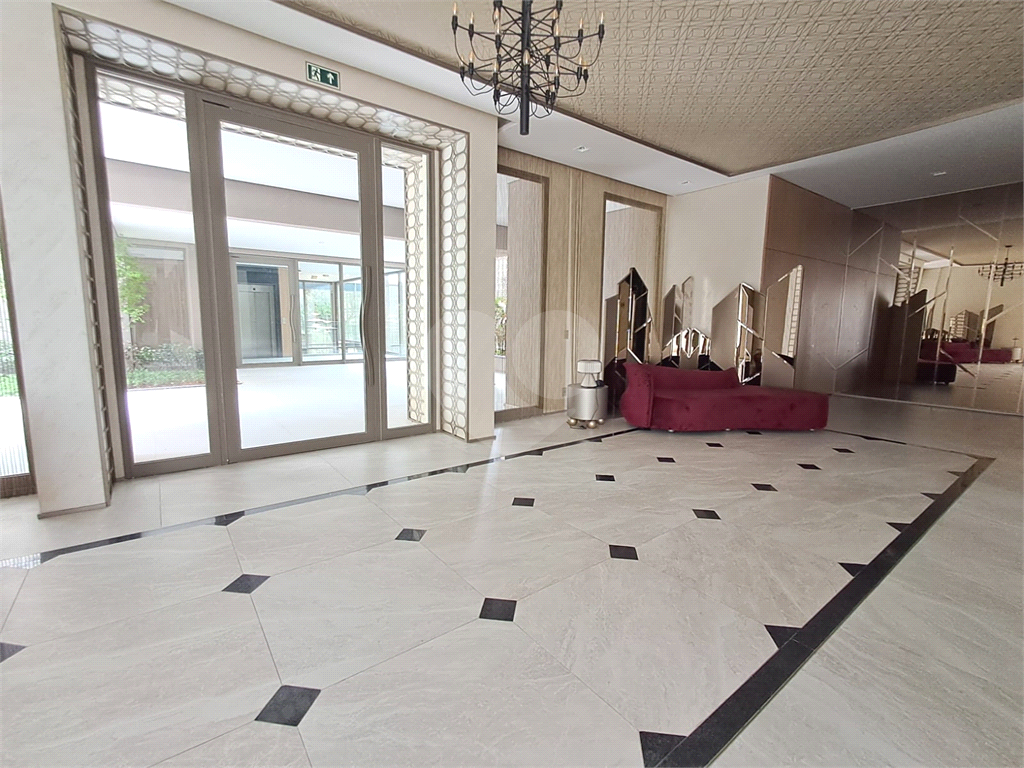 COBERTURA de 285m² 4 salas amplas, duas varanda 4 suítes 3 vagas de garagem lazer completo Perdizes