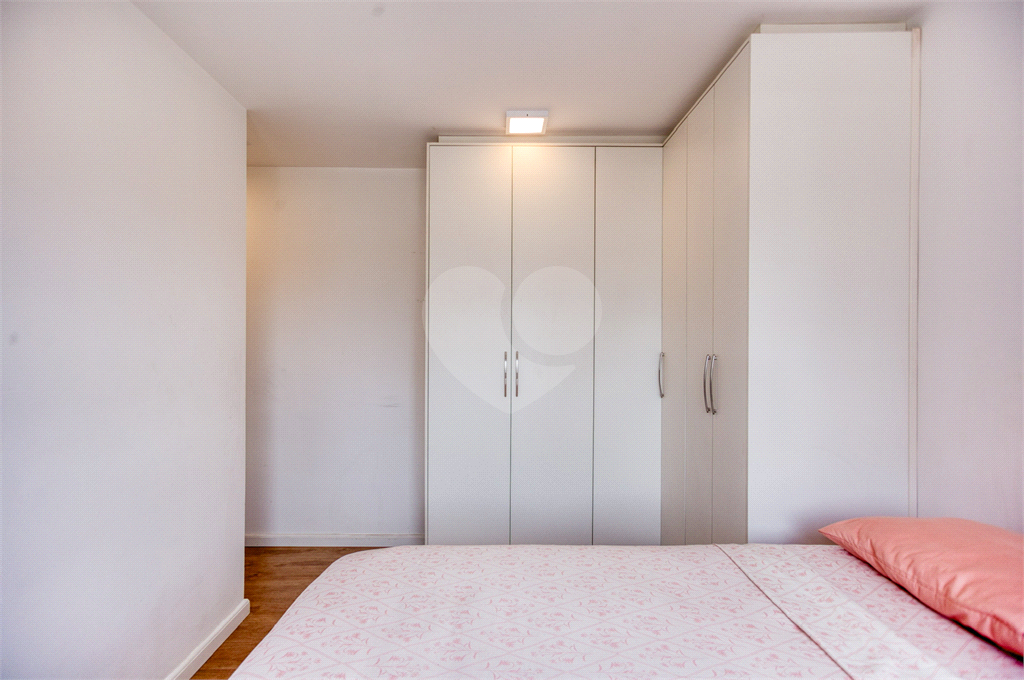 APARTAMENTO em BARRA FUNDA