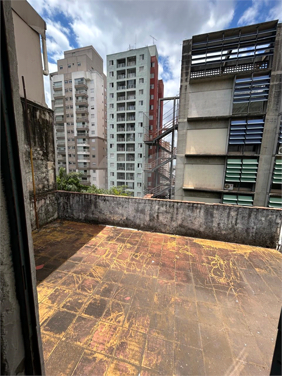 Casa à Venda em Santana – Excelente Oportunidade para Reforma ou Terreno