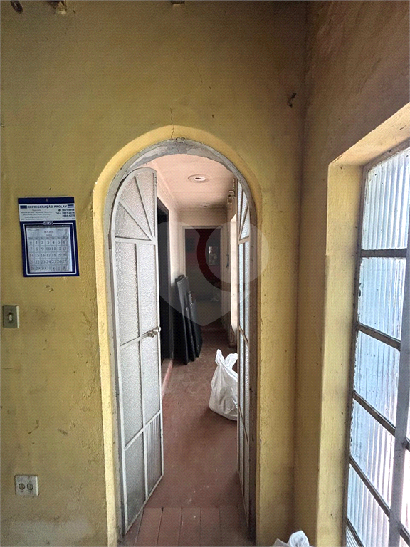 Casa à Venda em Santana – Excelente Oportunidade para Reforma ou Terreno