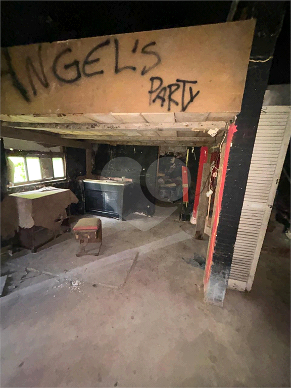 Casa à Venda em Santana – Excelente Oportunidade para Reforma ou Terreno