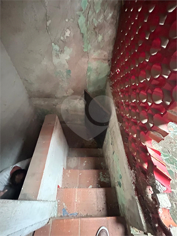 Casa à Venda em Santana – Excelente Oportunidade para Reforma ou Terreno