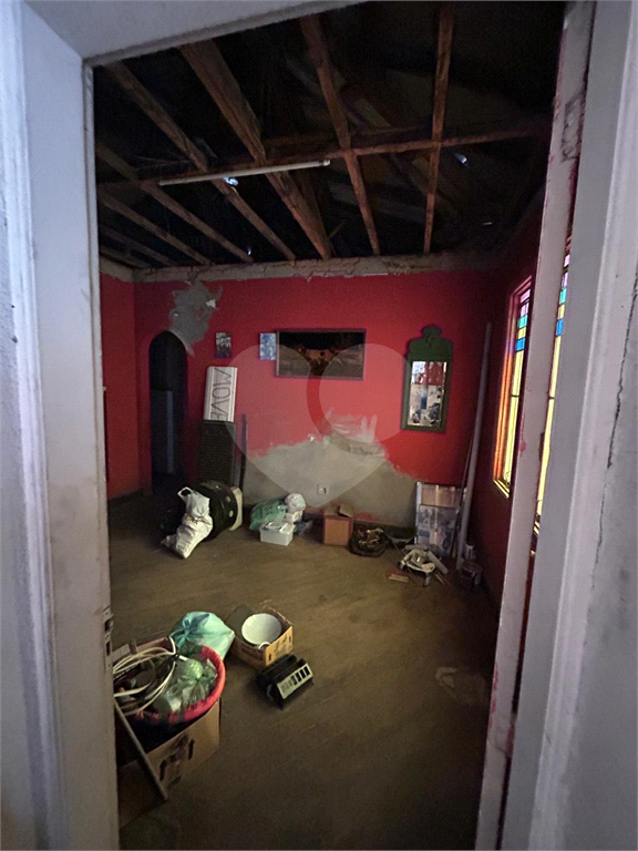 Casa à Venda em Santana – Excelente Oportunidade para Reforma ou Terreno