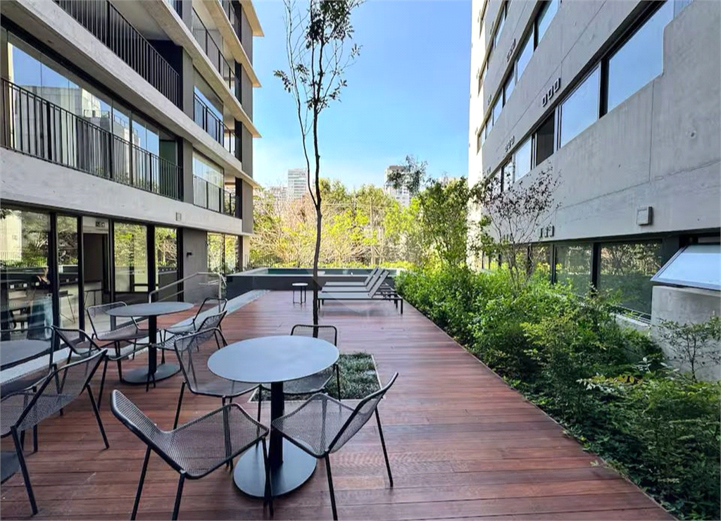 Apartamento a venda em Pinheiros 