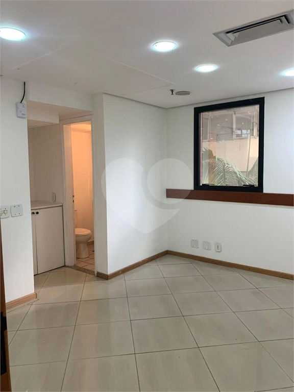 Paraiso Conjunto Comercial à Venda ao Lado do HCor! com 110 metros distribuídos e 7 salas 4 Wcs 3 vagas 
