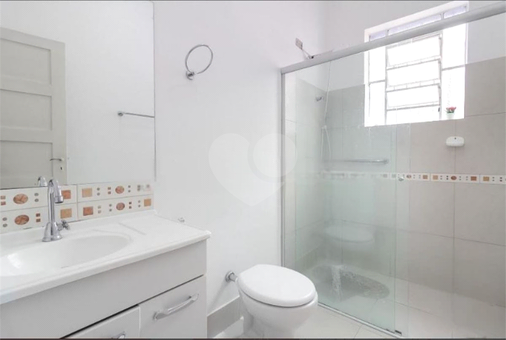 Casa de Vila em Pinheiros totalmente REFORMADA próxima ao Metrô.