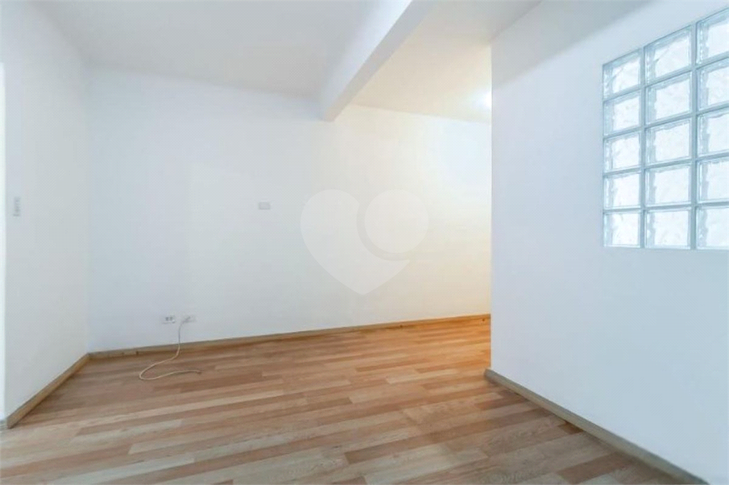 Casa de Vila em Pinheiros totalmente REFORMADA próxima ao Metrô.