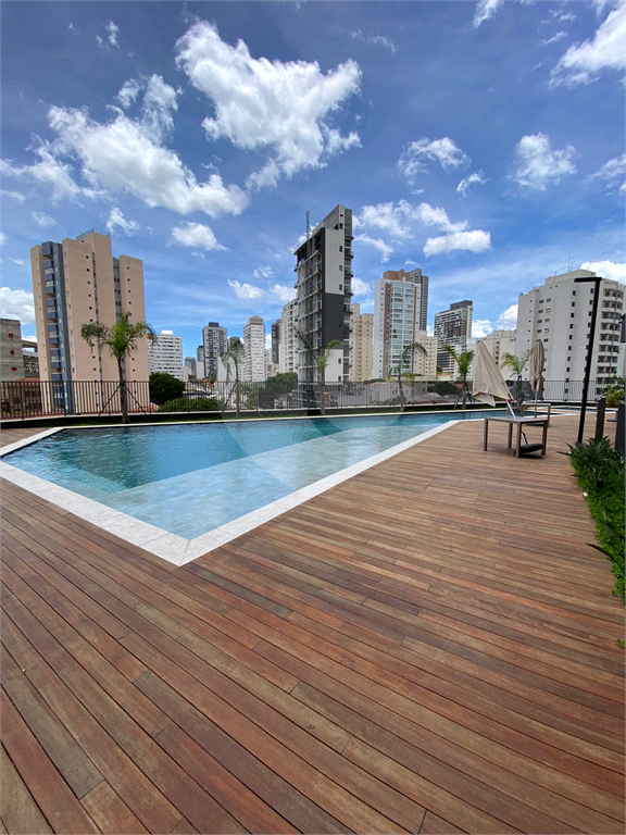 OPORTUNIDADE ÚNICA, BELO APARTAMENTO EM  PINHEIROS, COM 3 DORMITÓRIOS 1 SUITE SALA COZINHA,CONCEITO ABERTO, 1 VAGA DE GARAGEM. COM LAZER COMPLETO.