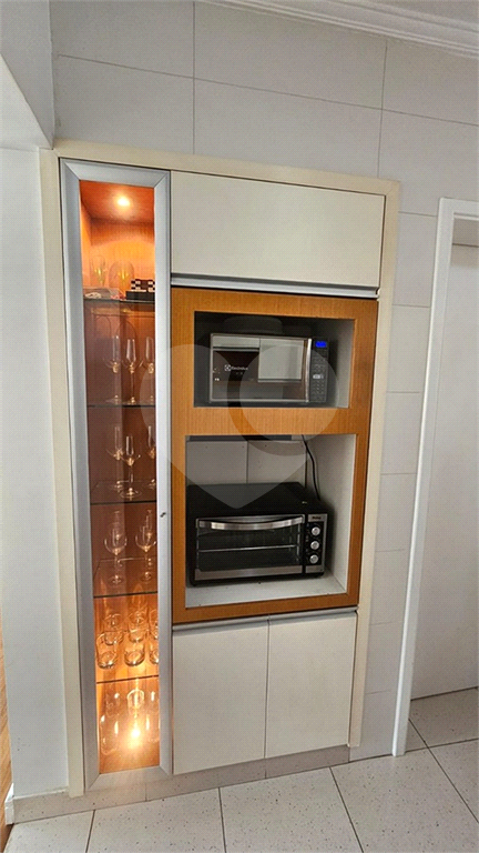 Condomínio com Quadra de Tênia e lazer completo !