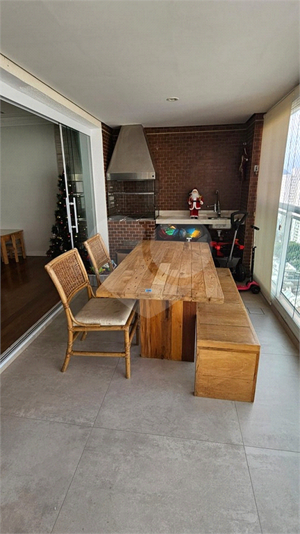 Condomínio com Quadra de Tênia e lazer completo !