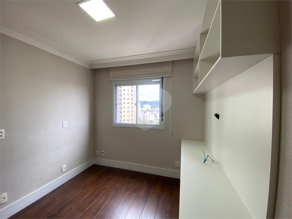 Apartamento para locação com 4 quartos e varanda gourmet condomínio clube