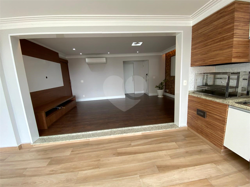 Apartamento para locação com 4 quartos e varanda gourmet condomínio clube