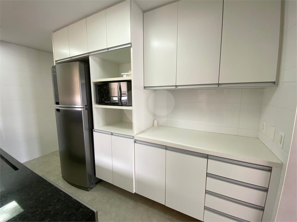Apartamento para locação com 4 quartos e varanda gourmet condomínio clube