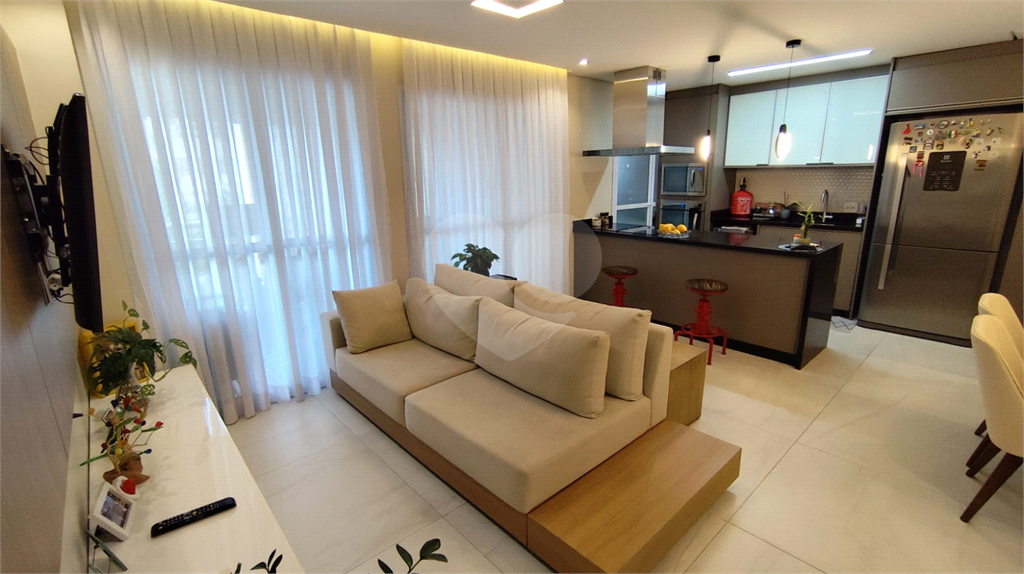 APARTAMENTO em SANTANA