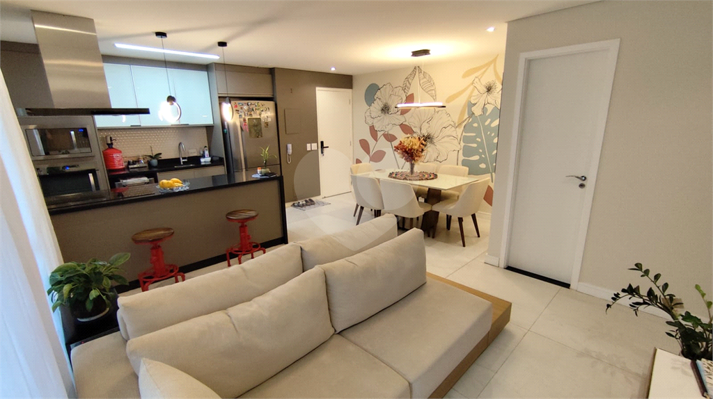 APARTAMENTO em SANTANA