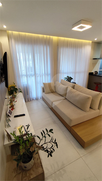 APARTAMENTO em SANTANA