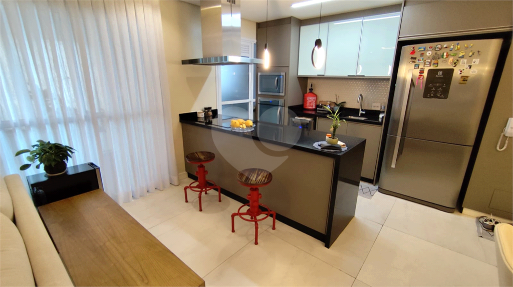 APARTAMENTO em SANTANA