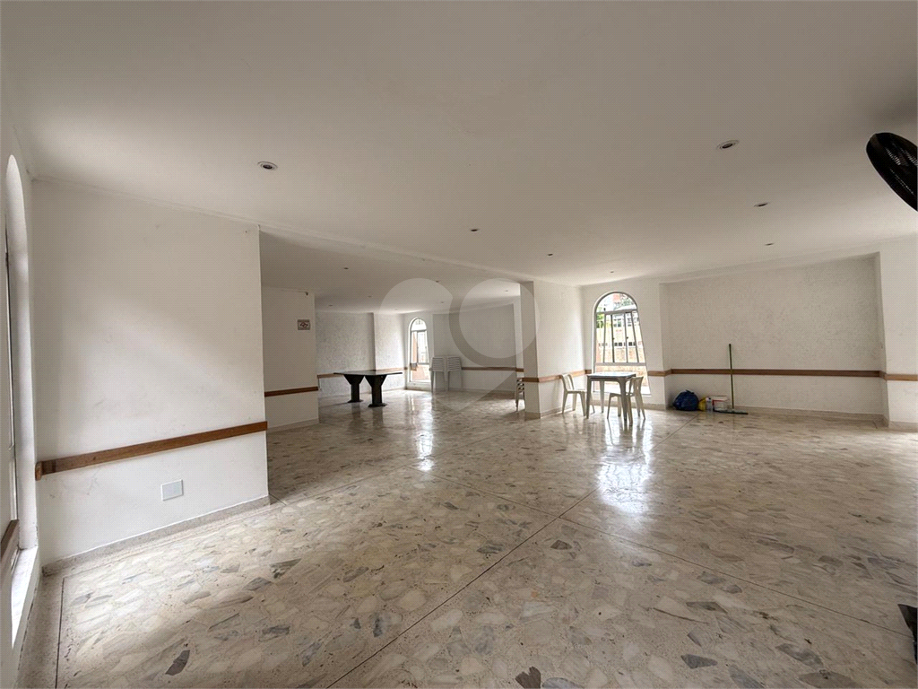 Apartamento - Venda - Santana- Santa Teresinha