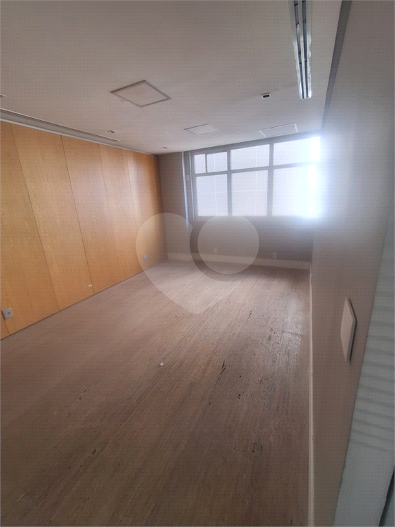 Sala Comercial de 51,14 m2 - Av. Brigadeiro Faria Lima