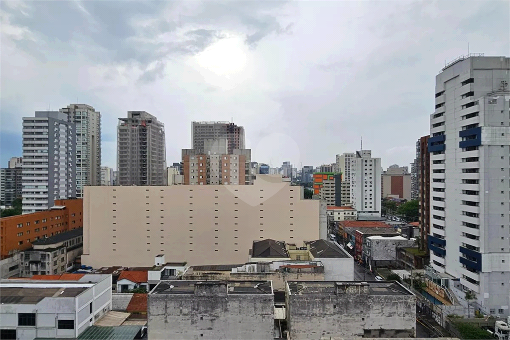 ESTÚDIO NOVO EM VILA MARIANA - ANDAR ALTO 