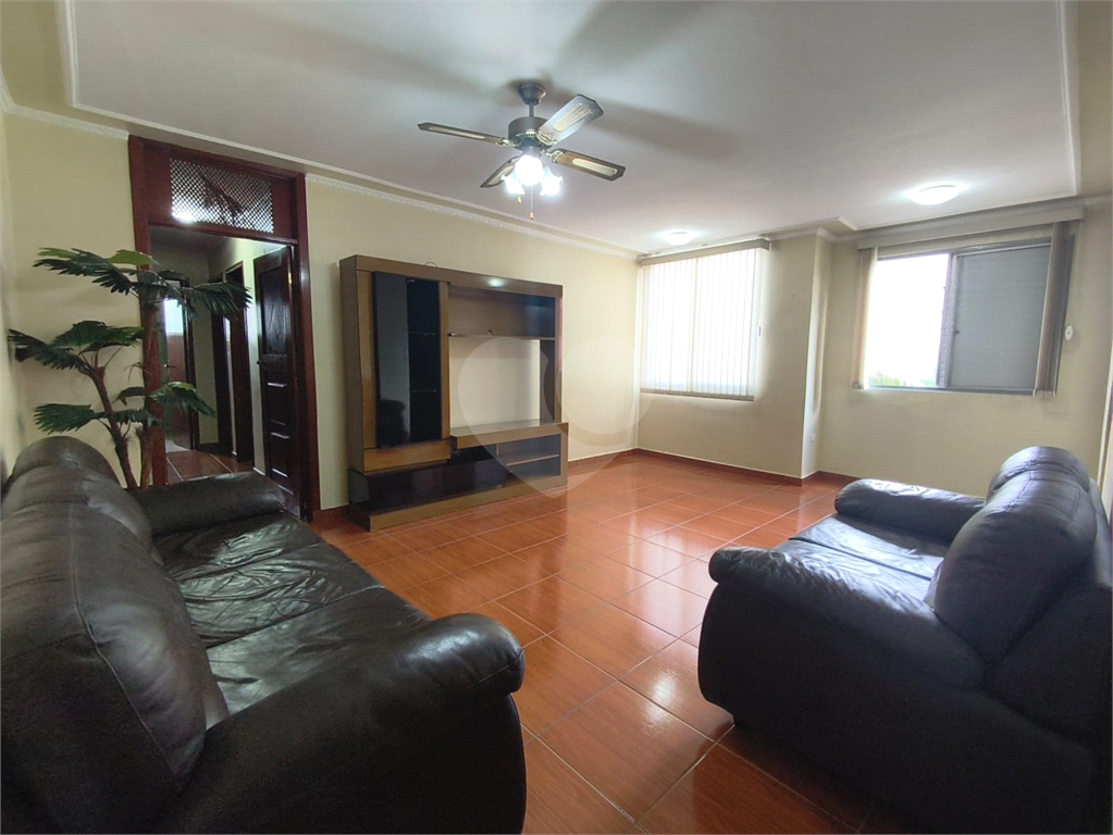 APARTAMENTO em TREMEMBÉ