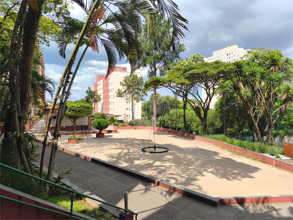 APARTAMENTO em TREMEMBÉ