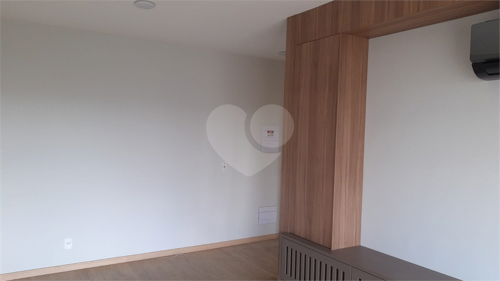 APARTAMENTO COM 3 QUARTOS 1 SUÍTE PARA LOCAÇÂO.