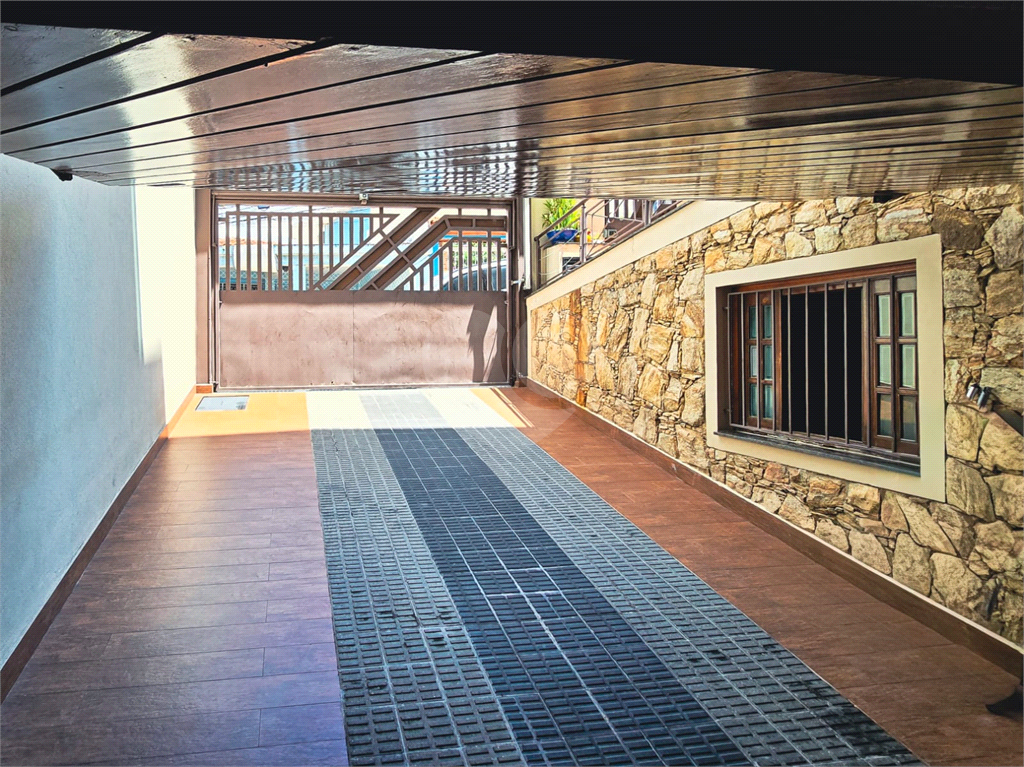 Sobrado à venda no Jardim São Paulo | 3 dormitórios | 6 vagas | Rooftop com lazer completo.