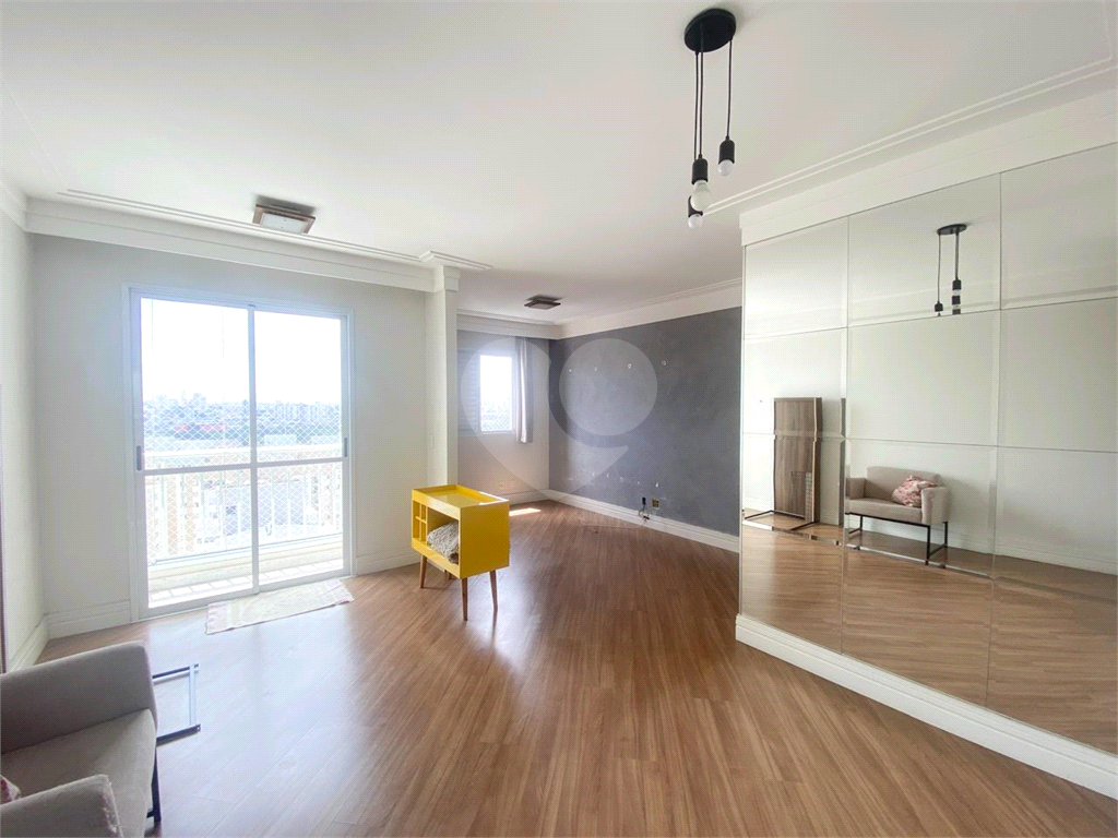 Apartamento à venda na Vila Guilherme 64m2 