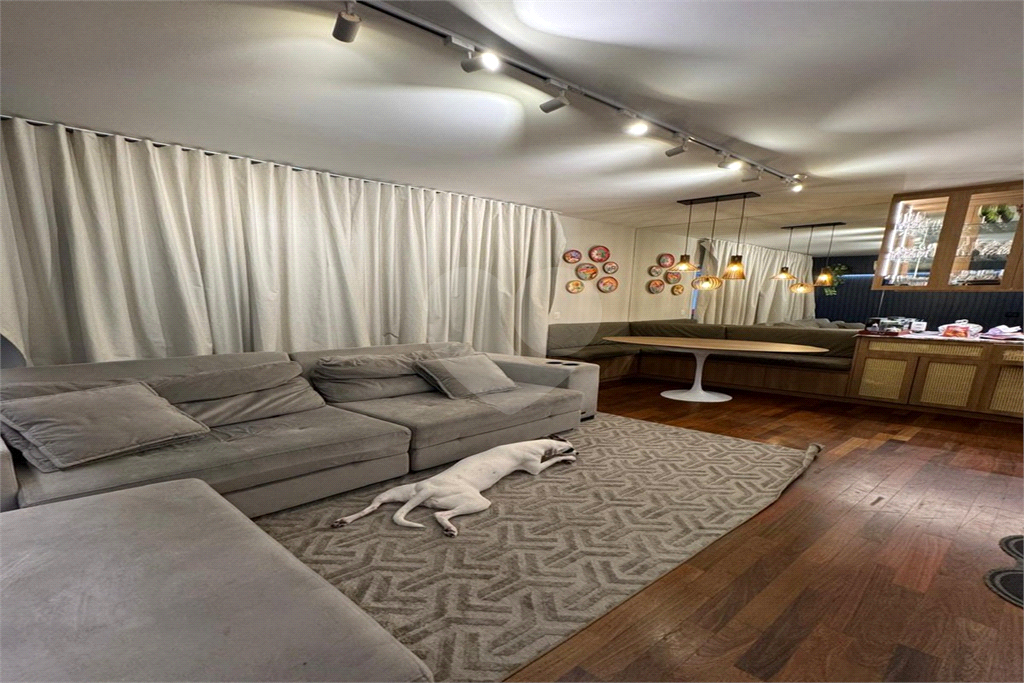 Apartamento com 3 suites, 2 vagas na Barra Funda - SP