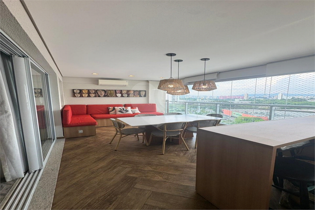 Apartamento com 3 suites, 2 vagas na Barra Funda - SP