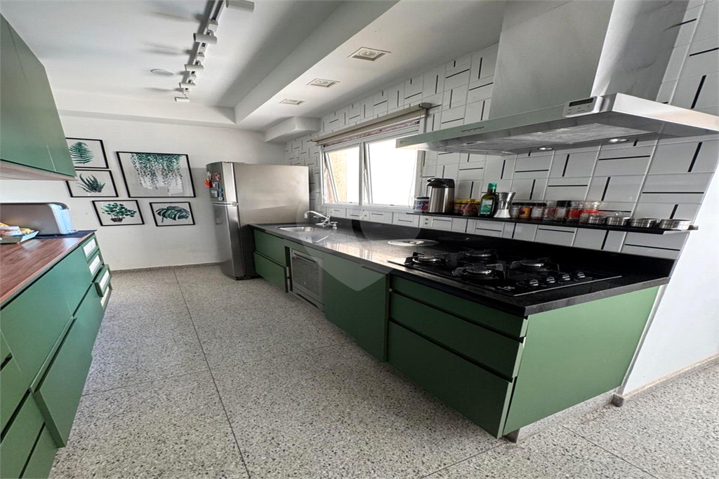 Apartamento com 3 suites, 2 vagas na Barra Funda - SP