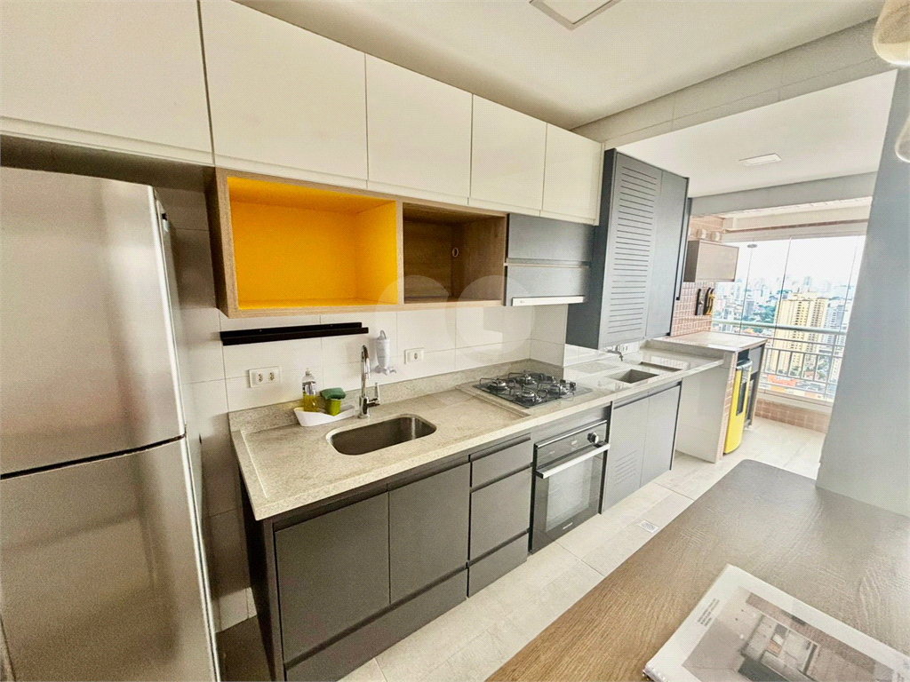 APARTAMENTO em PARADA INGLESA