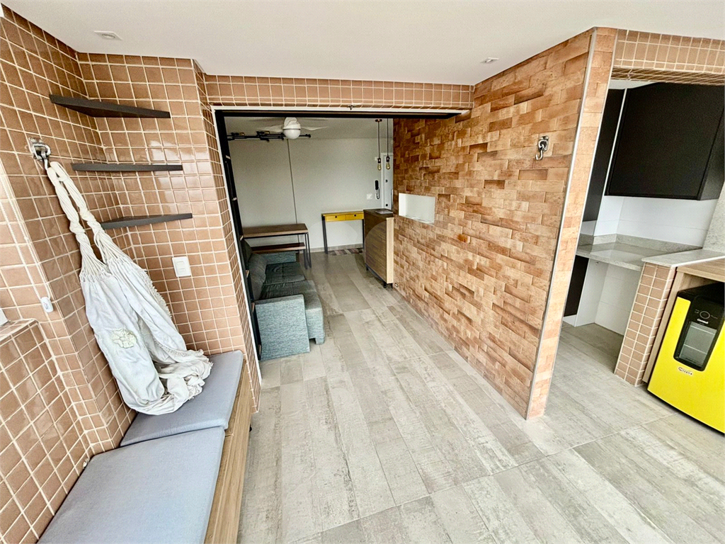 APARTAMENTO em PARADA INGLESA