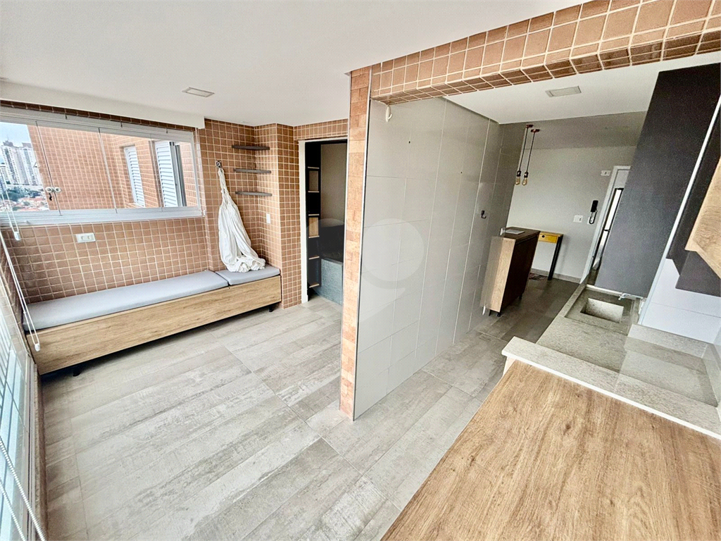 APARTAMENTO em PARADA INGLESA
