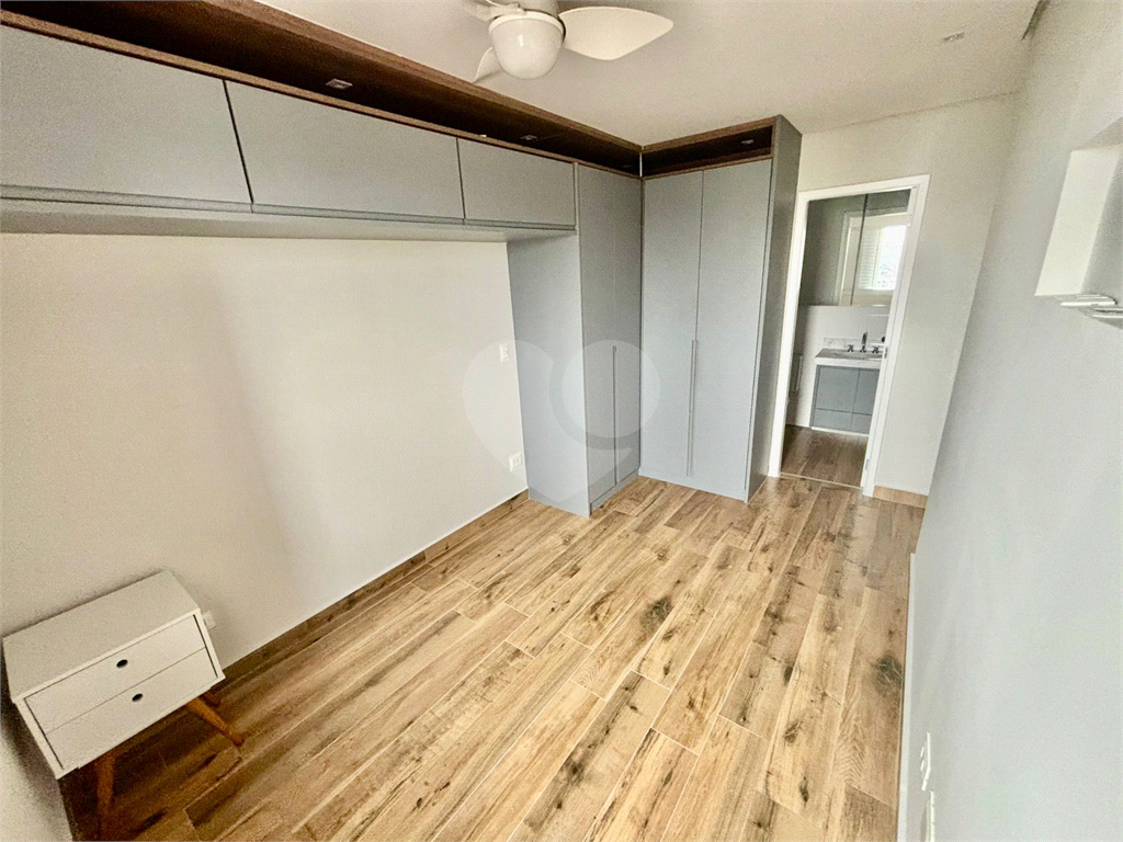 APARTAMENTO em PARADA INGLESA