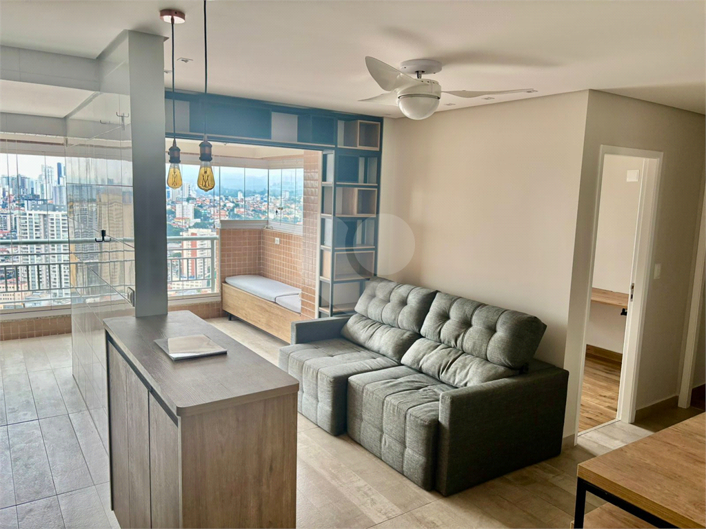 APARTAMENTO em PARADA INGLESA