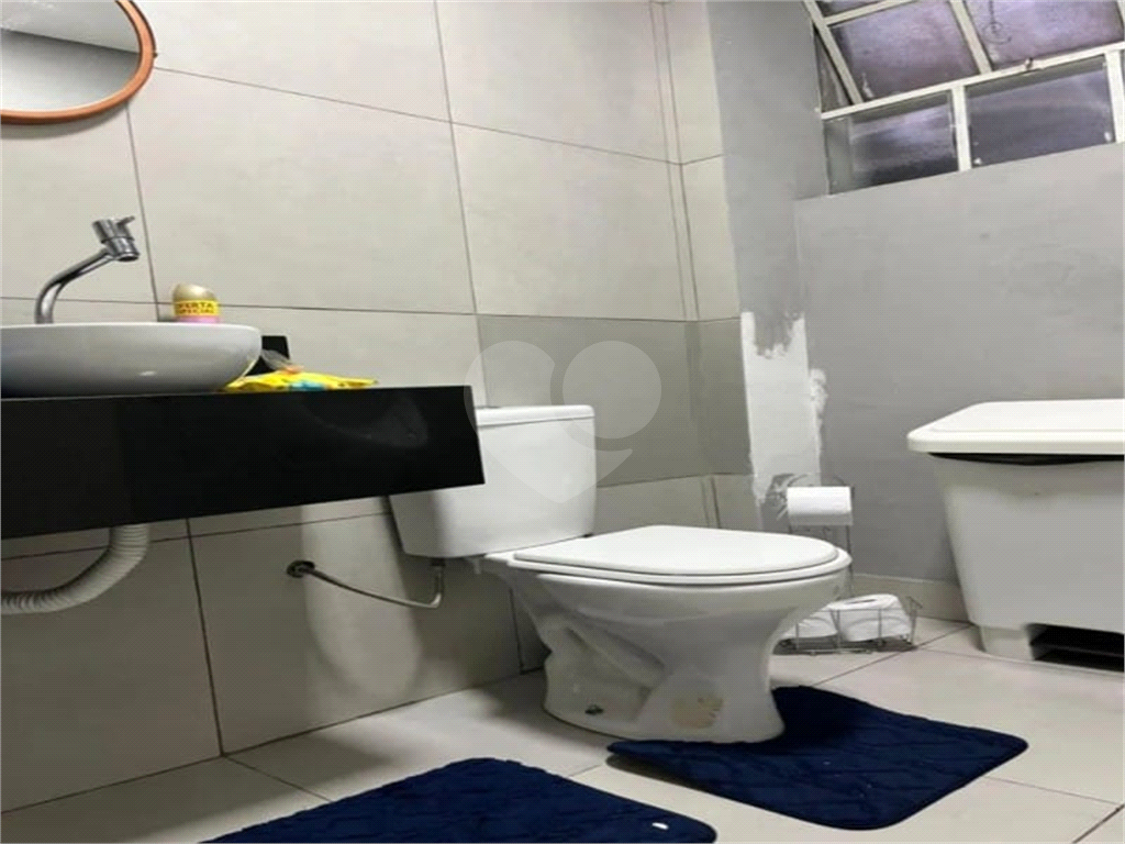 Sala Comercial 100m²  à Venda ou Locação– Ao Lado do Metrô São Bento | Centro de SP