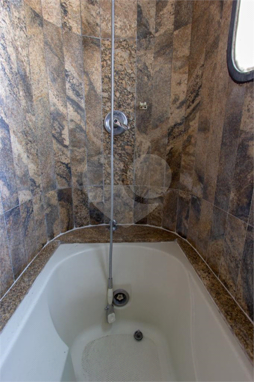 APTO 4 DORM + 3 VAGAS