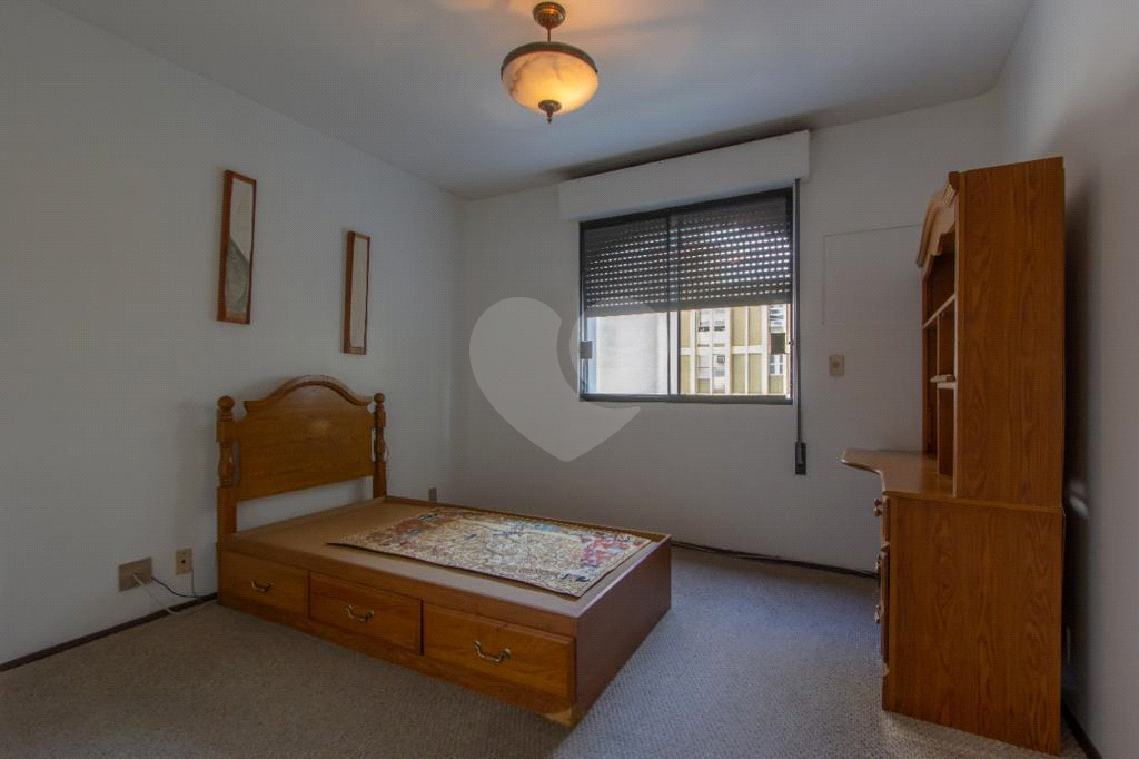 APTO 4 DORM + 3 VAGAS